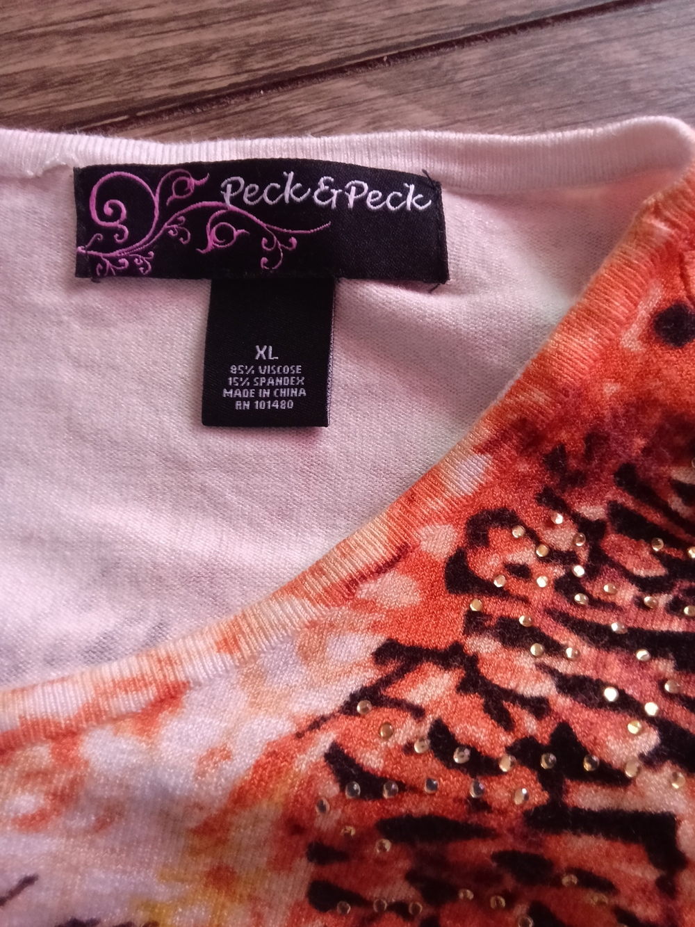 Peck & Peck Multi-Tone Abstract Script Long-Sleeve Top - Picture 6 of 7